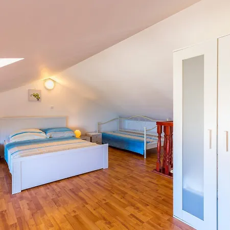 Rebecca Apartment Medulin
